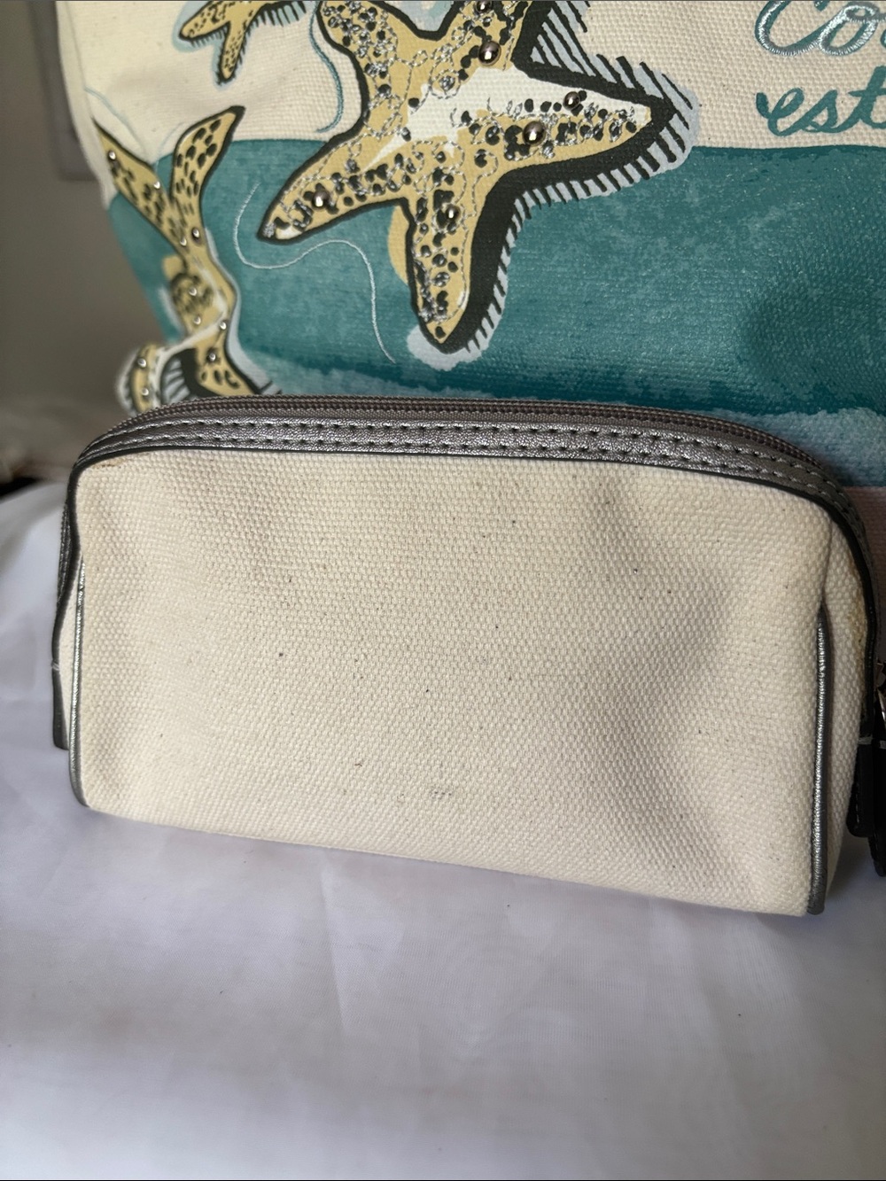 Vintage, limited-edition Coach Starfish Tote Bag, Crossbody and Pouch (F19212) - Picture 14 of 16